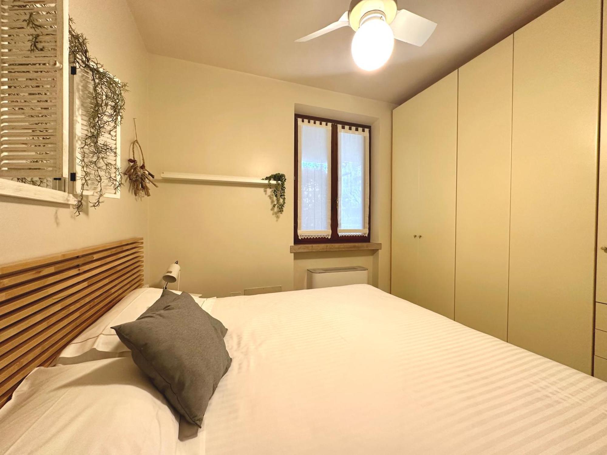 Aparthotel Lauri & Faggi Desenzano del Garda Exterior foto
